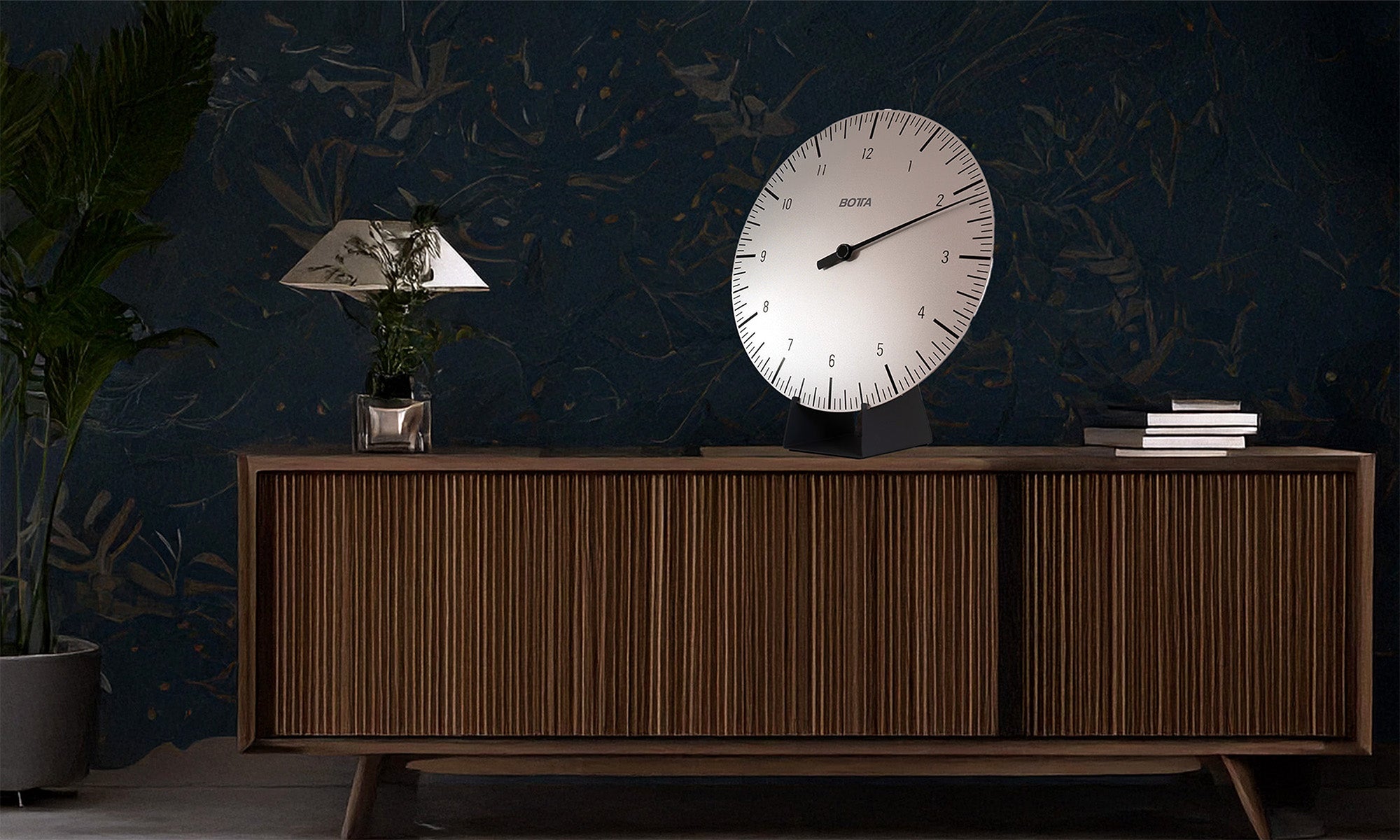 Ständer für Wanduhr