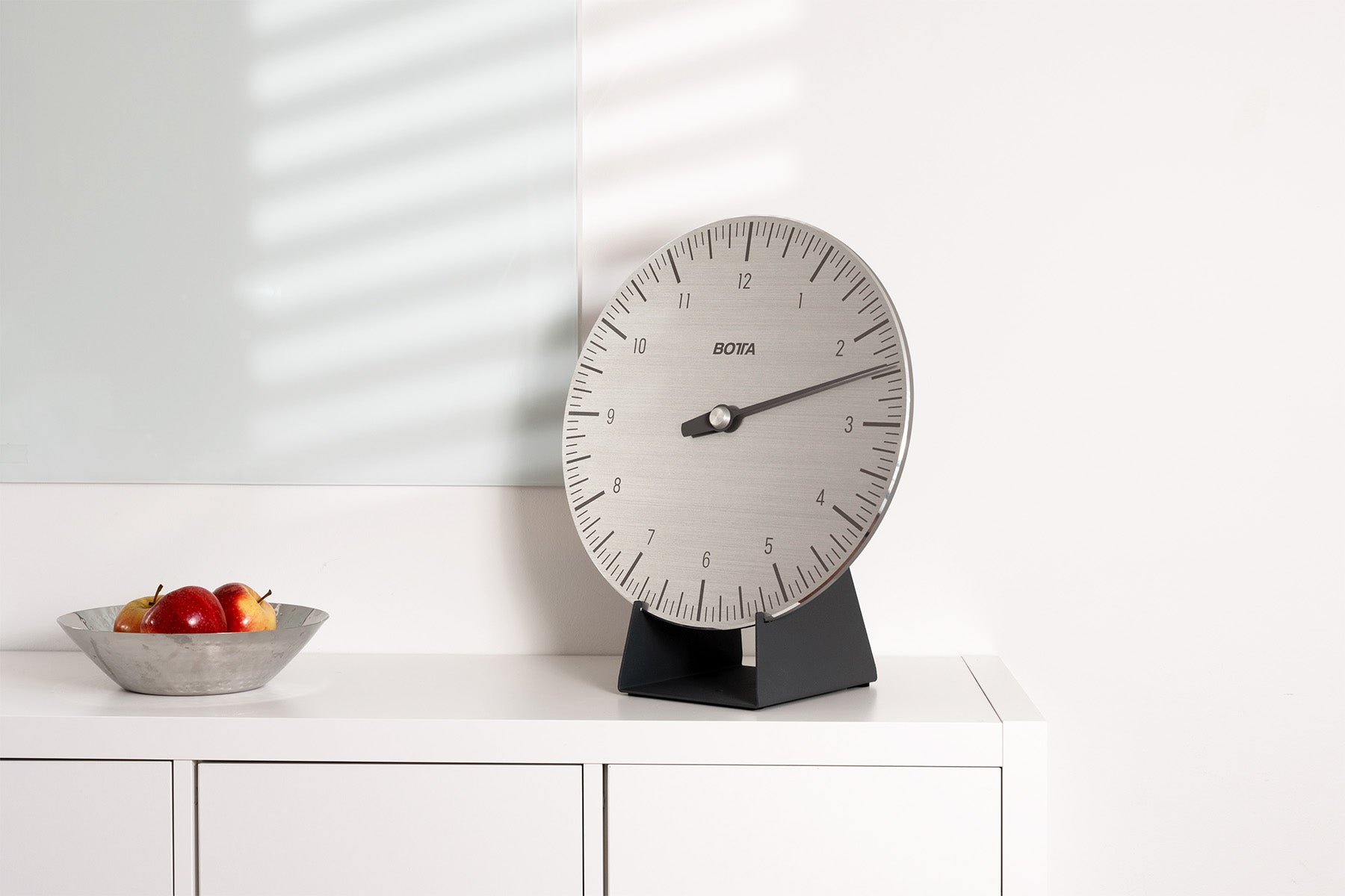 Ständer für Wanduhr