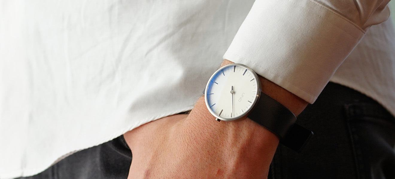 UNO Quarz Jubiläumsuhr